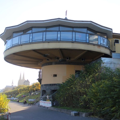 Die Bastei mit Stützgerüst.