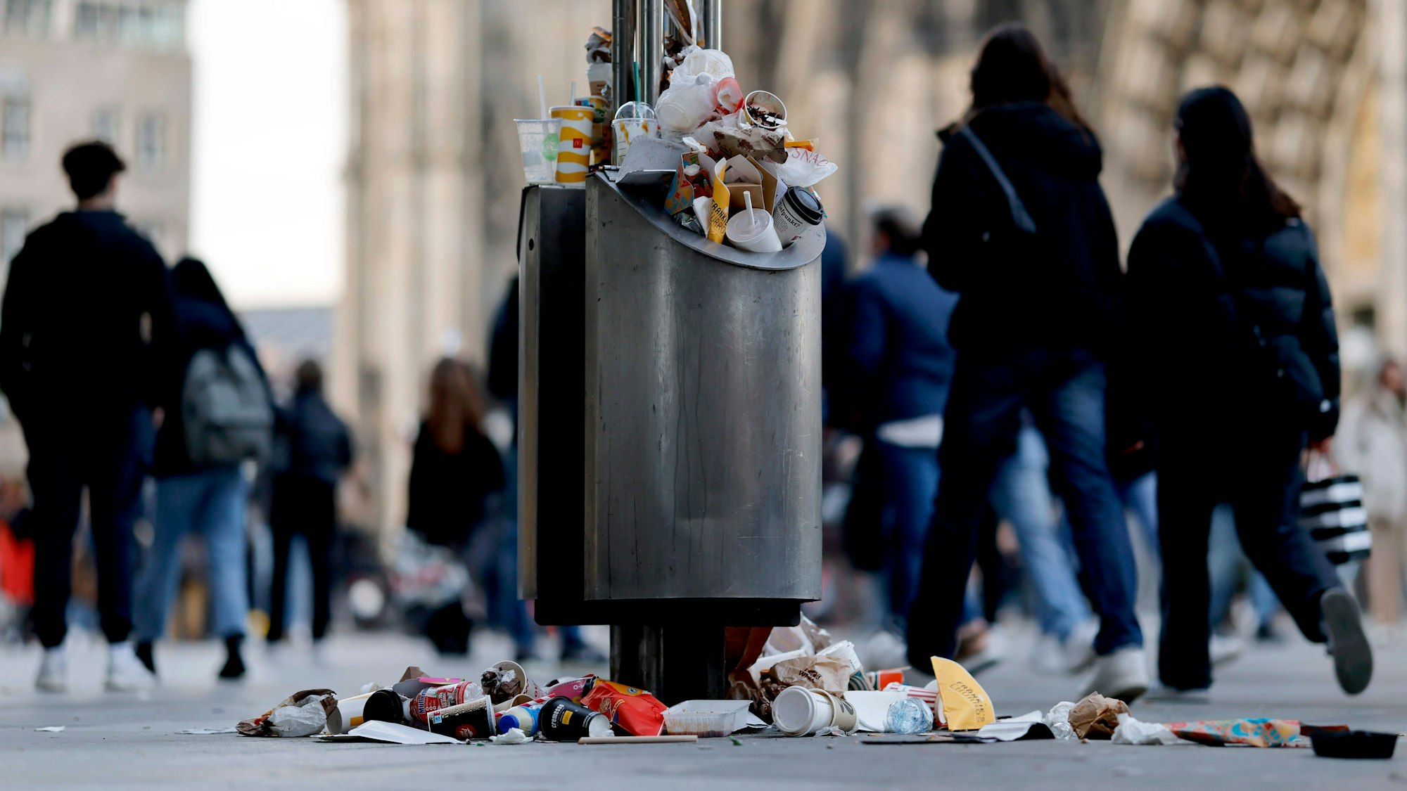 Das Hotel Excelsior
während Abenddämmerung