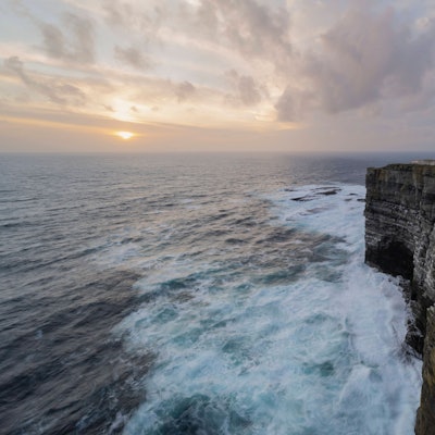 Clifftop Noup Head Lighthouse, Westray, Orkney Islands, Scotland United Kingdom, Scotland, Orkney, Westray R_XCPU241018-1563694-01