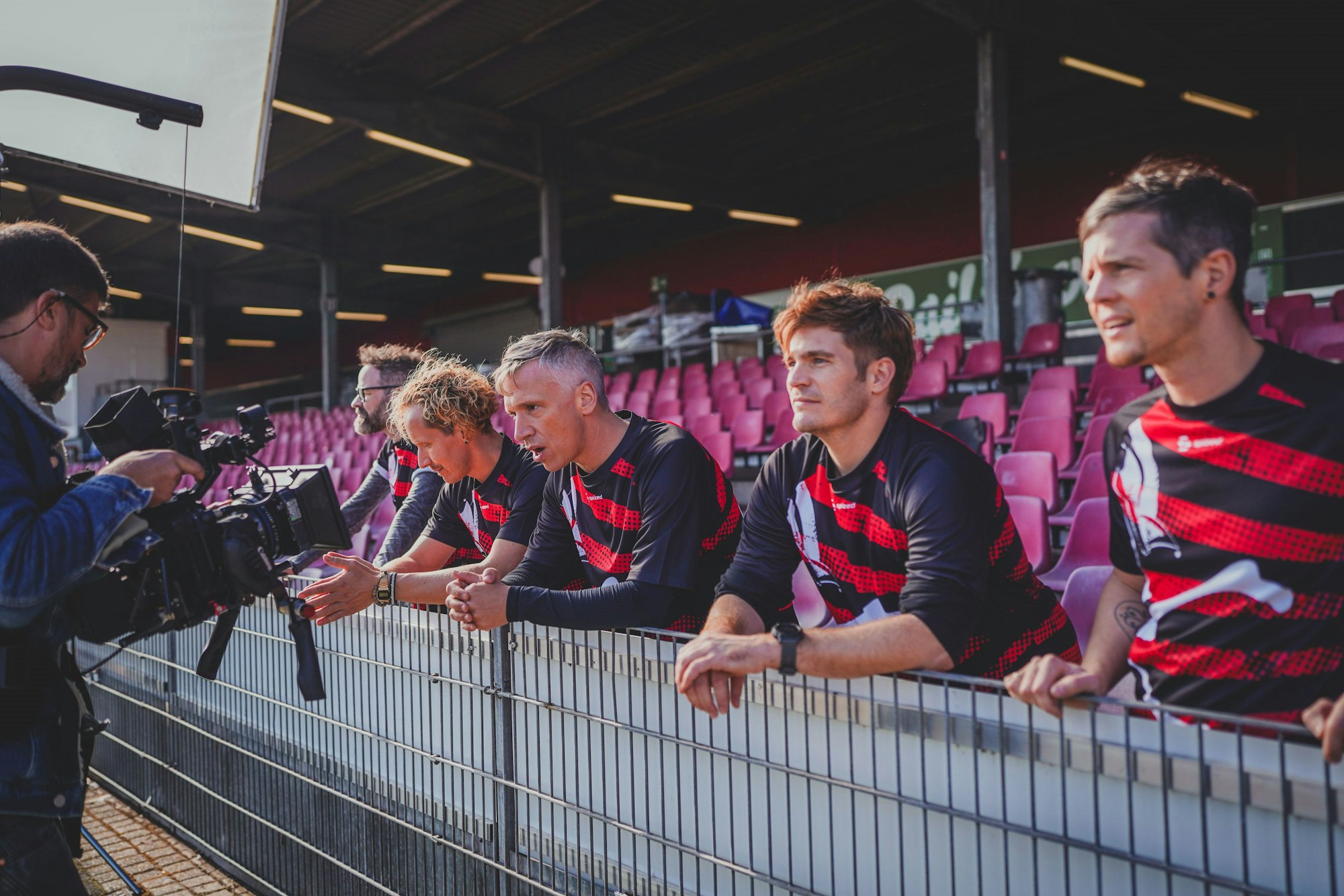 Kasalla beim Videodreh zu „Ding Südkurv“ im Südstadion