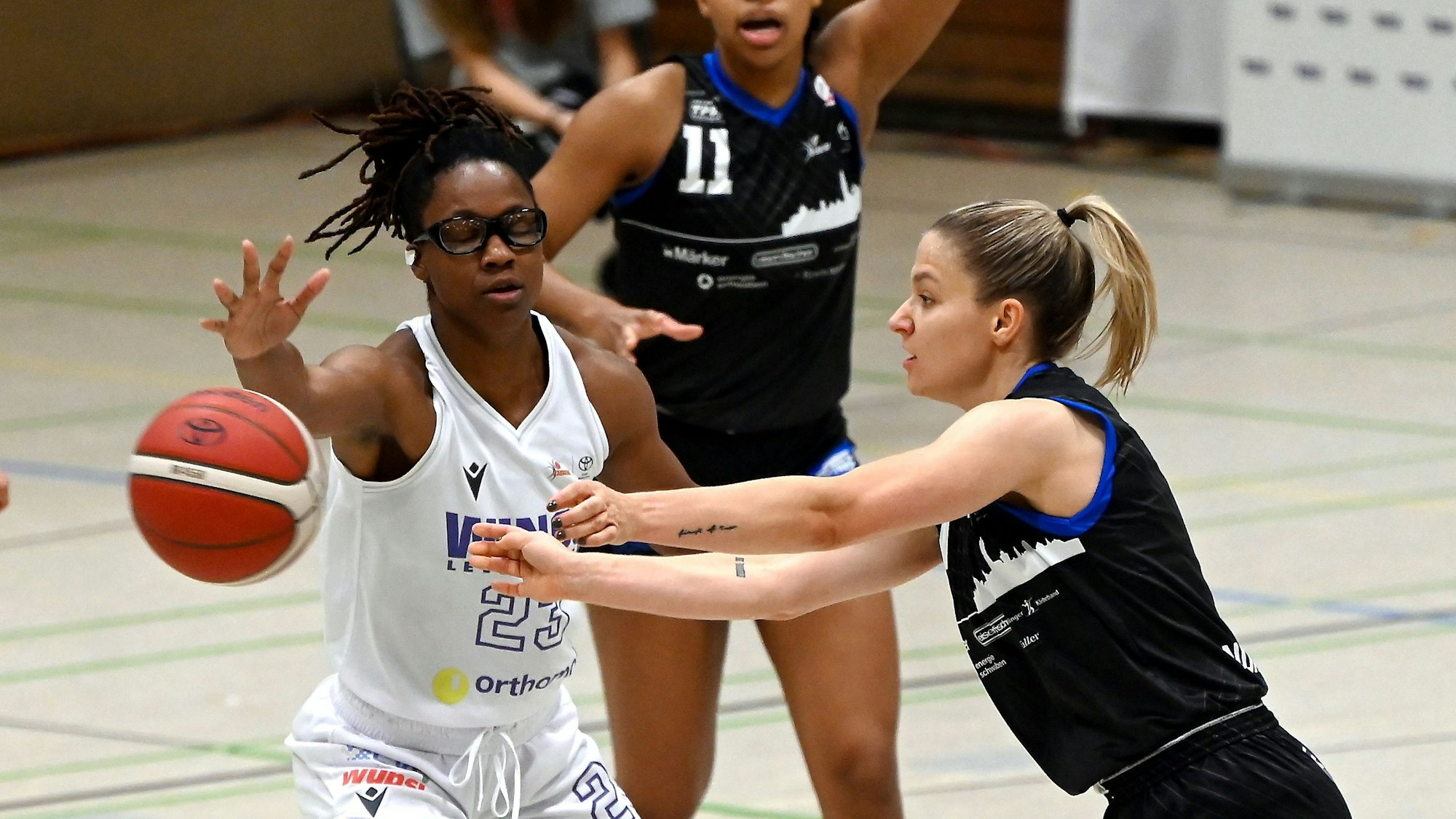 06.10.2024, Basketball-Wings Leverkusen-Nördlingen
links: Trudy Walker (Leverkusen)
Foto: ULi Herhaus