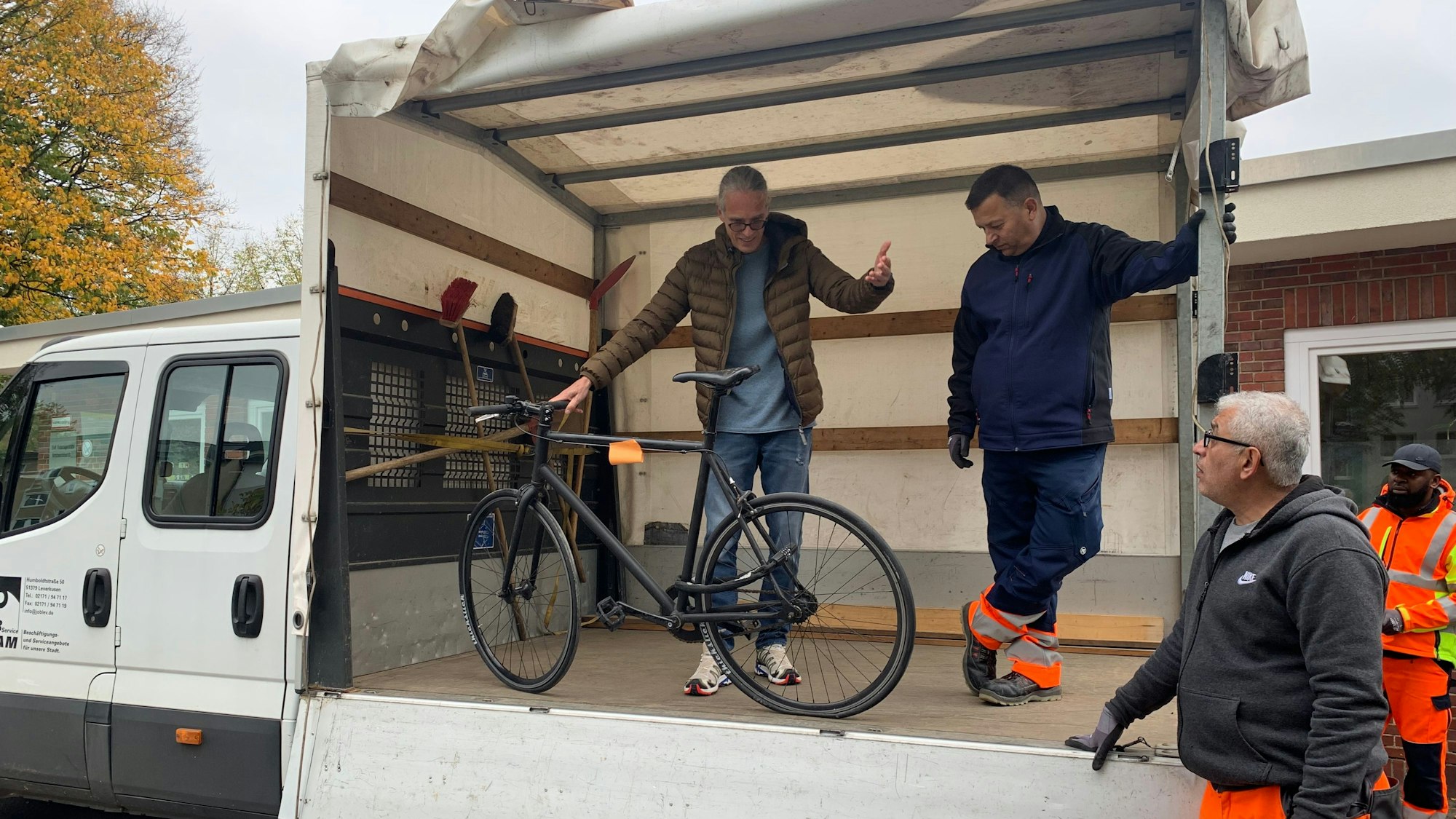 Ein weiteres Fahrrad kommt unter den Hammer.