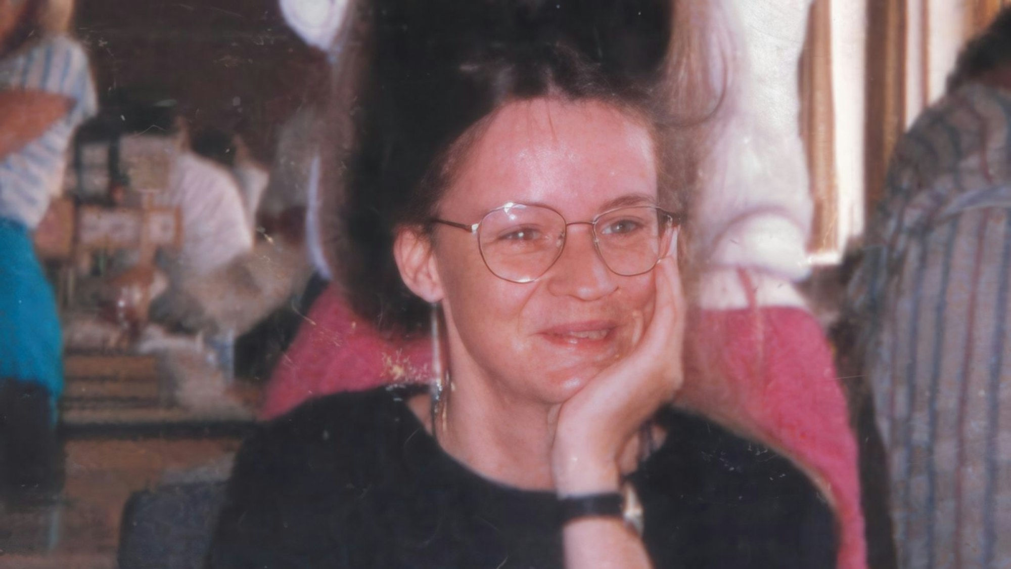 Andrea W. wurde 1992 getötet. Die Polizei Köln sucht Zeugen, die die 28-Jährige kannten.