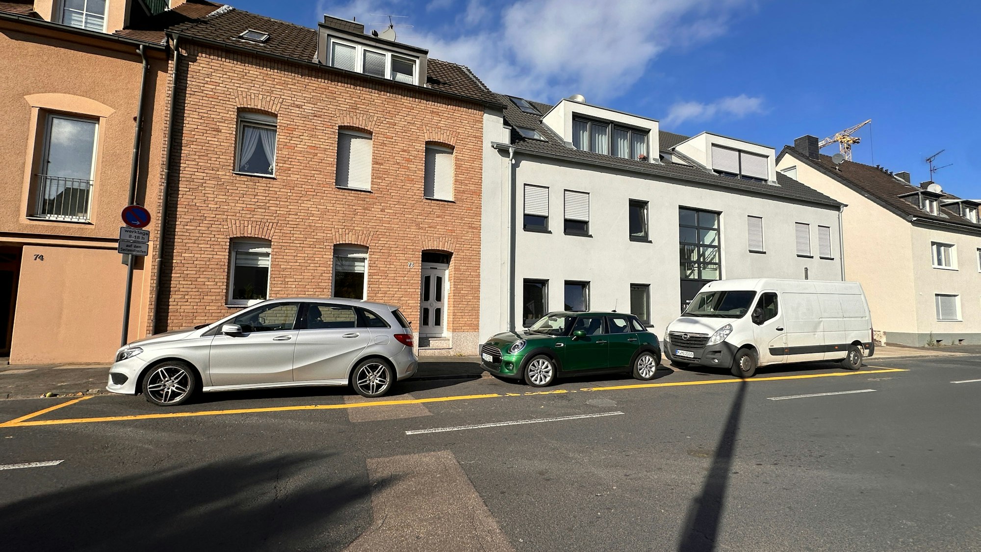 Hier darf auf der Rodenkirchener und Rondorfer Hauptstraße tagsüber nicht geparkt werden.