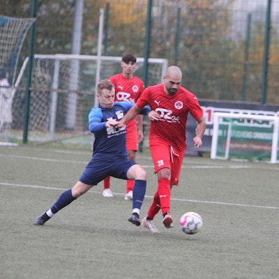 Taner Yalcin (rechts)