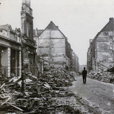 Dünnwalder Straße in Mülheim, ca. 1945