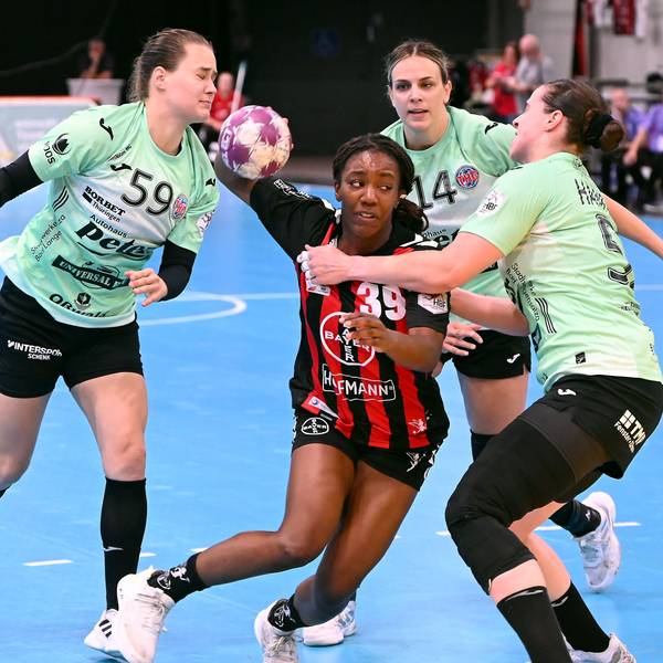 08.09.2024, Handball-Bayer Leverkusen - Thüringen
mitte: Jennifer Souza (Bayer)
Foto: Uli Herhaus