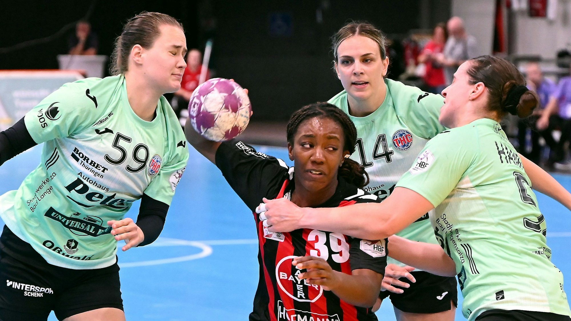 08.09.2024, Handball-Bayer Leverkusen - Thüringen
mitte: Jennifer Souza (Bayer)
Foto: Uli Herhaus