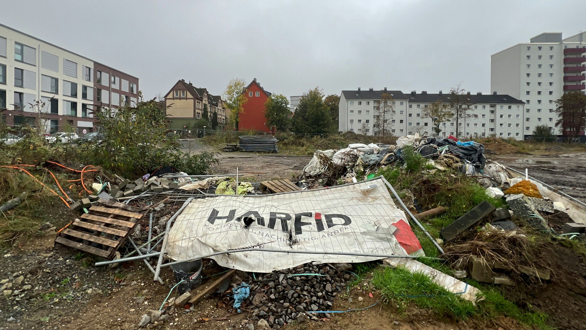 Grundstücke auf der Westseite der Bahnstadt.