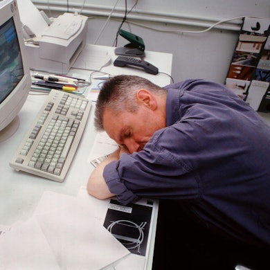 Ein Fünftel aller Mitarbeitenden ist nicht engagiert und fühlt sich nicht emotional gebunden an sein Unternehmen.