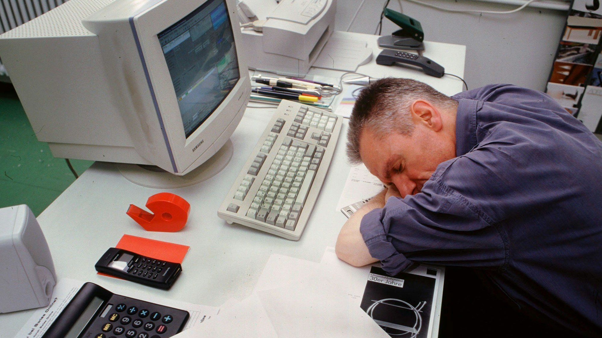 Ein Fünftel aller Mitarbeitenden ist nicht engagiert und fühlt sich nicht emotional gebunden an sein Unternehmen.