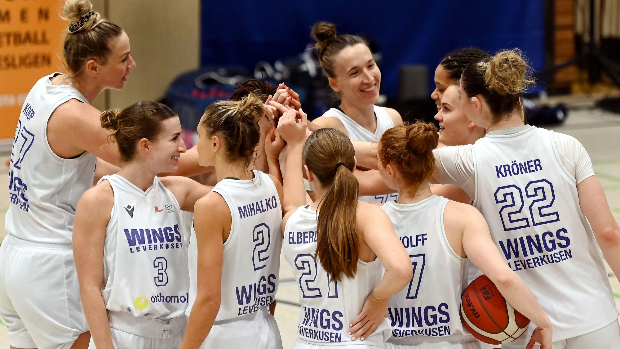 06.10.2024, Basketball-Wings Leverkusen-Nördlingen
hinten: Mante Kvederaviciute (Leverkusen)
Foto: ULi Herhaus