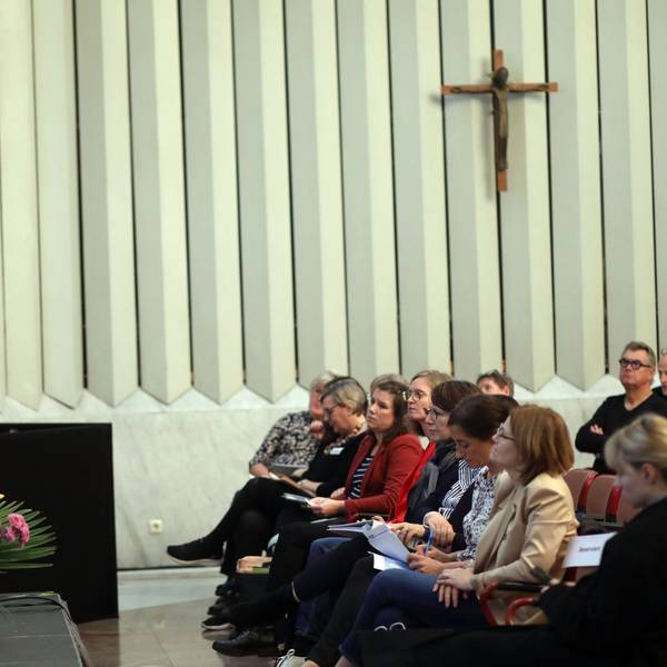 NRW Gesundheitsminister Karl-Josef Laumann spricht beim Auftakt der 3. Hospiz- und Palliativtage NRW