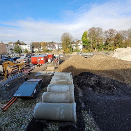 Der Ausbau des früheren Merkur-Geländes in der Stadt Waldbröl schreitet zügig voran, nicht nur mit dem Grünzug-Ost.