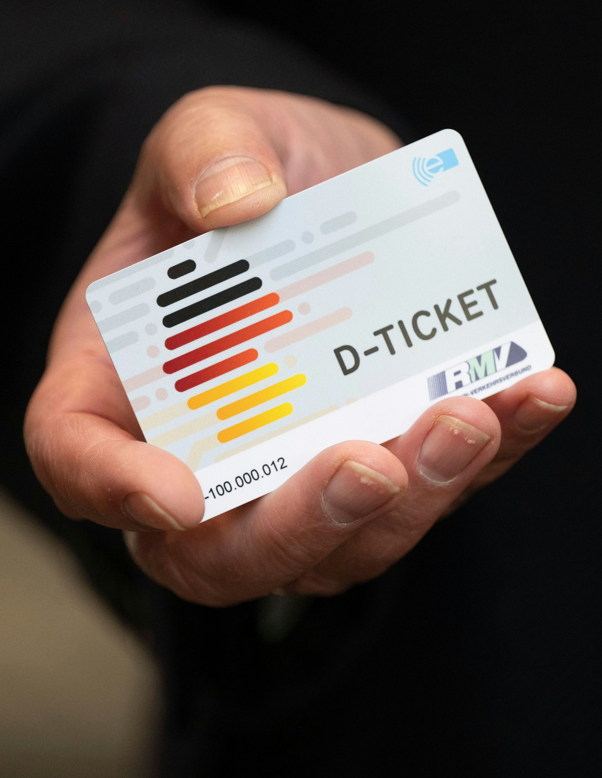 Das Deutschlandticket als Chipkarte.