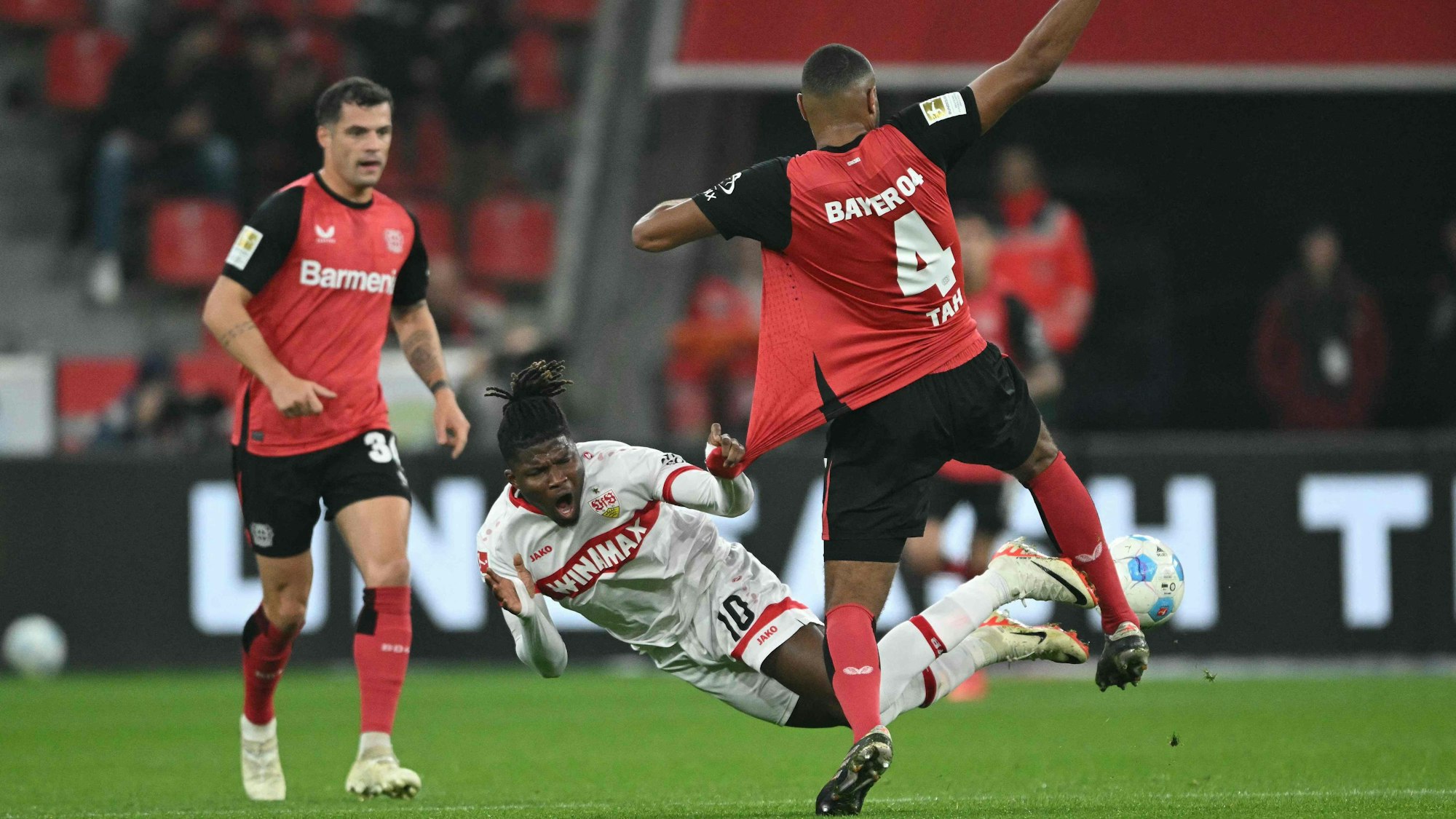 Bayer 04 Leverkusen und der VfB Stuttgart blieben am neunten Spieltag ohne Tor.