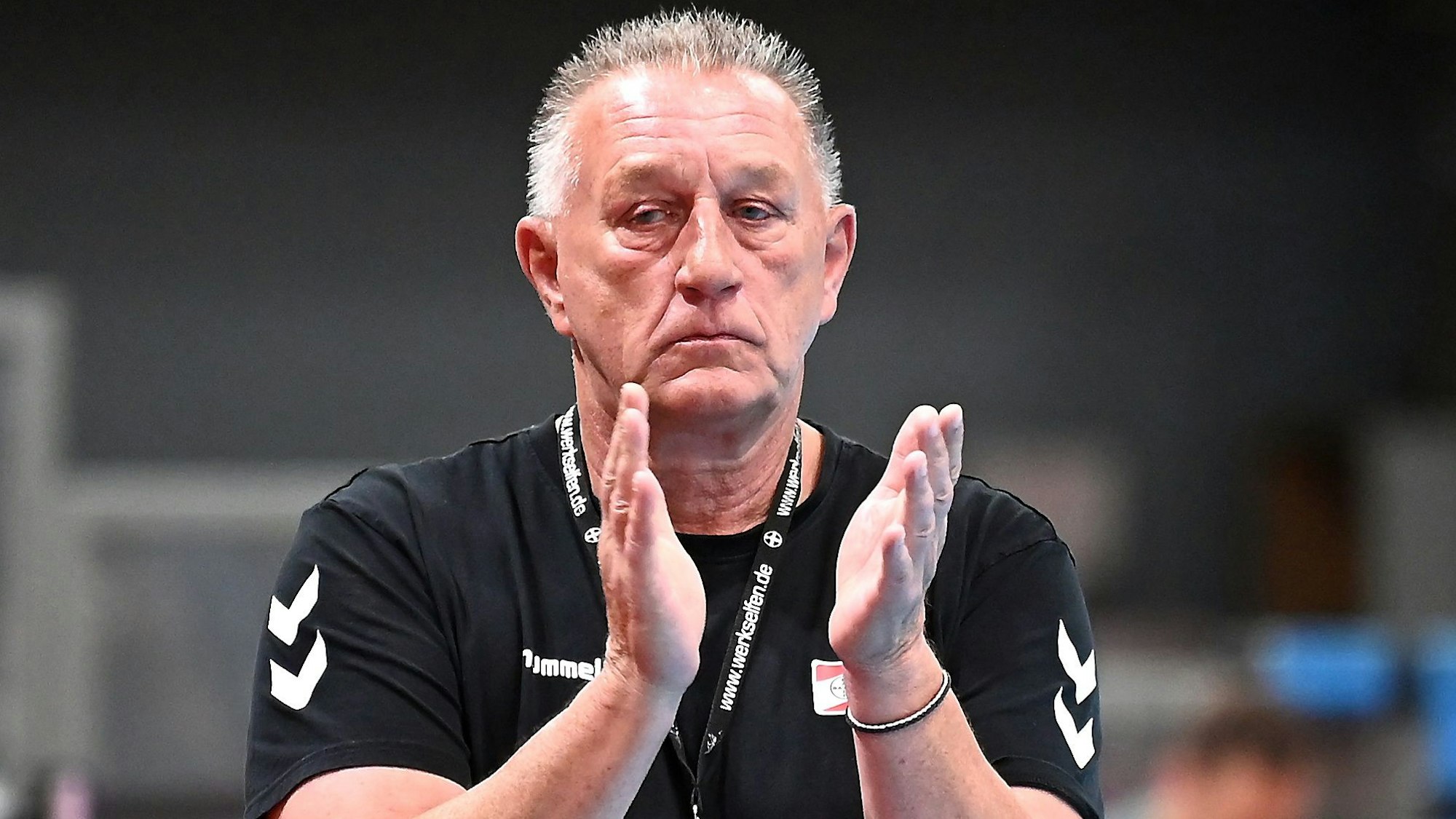 08.09.2024, Handball-A-Jugend-Bayer 04 - Tus Kriftel
TR: Michael Biegler (Bayer)
Foto: Uli Herhaus