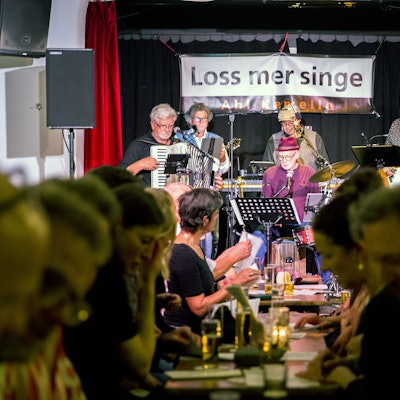 Premiere Ahl Kamelle Band 2024 im Gasthaus im Viertel, Nippes.