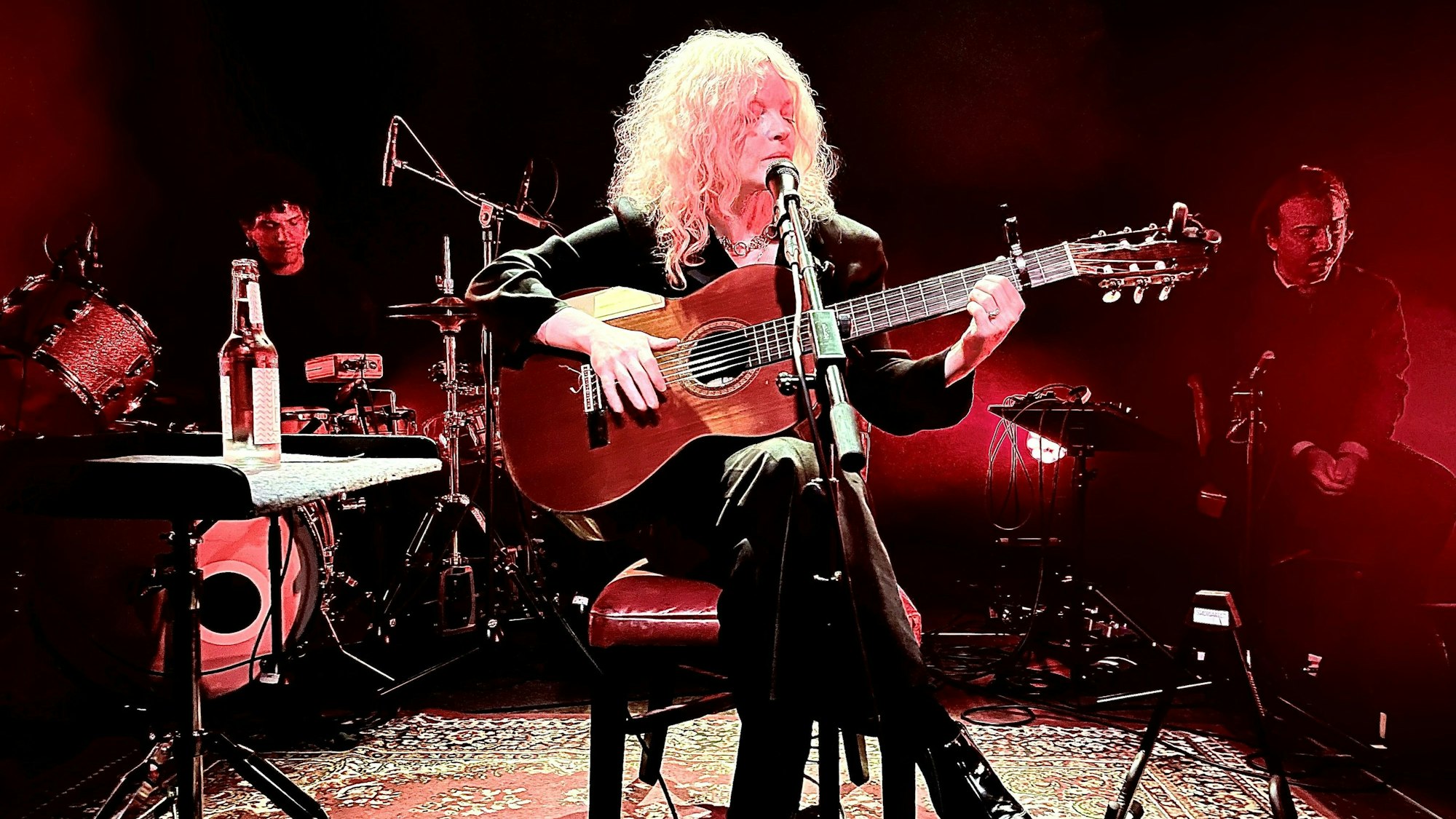 Jessica Pratt auf dem Week-End-Fest 2024 im Stadtgarten