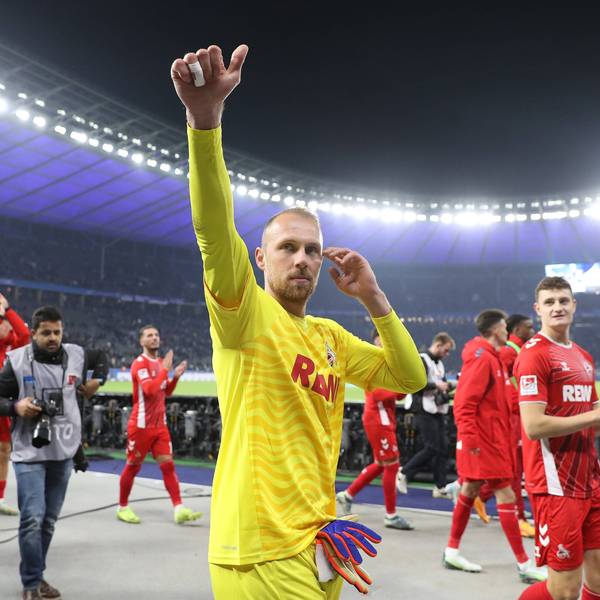 Marvin Schwäbe hat sich den Platz im Kölner Tor zurückerobert und Jonas Urbig auf die Ersatzbank verdrängt.