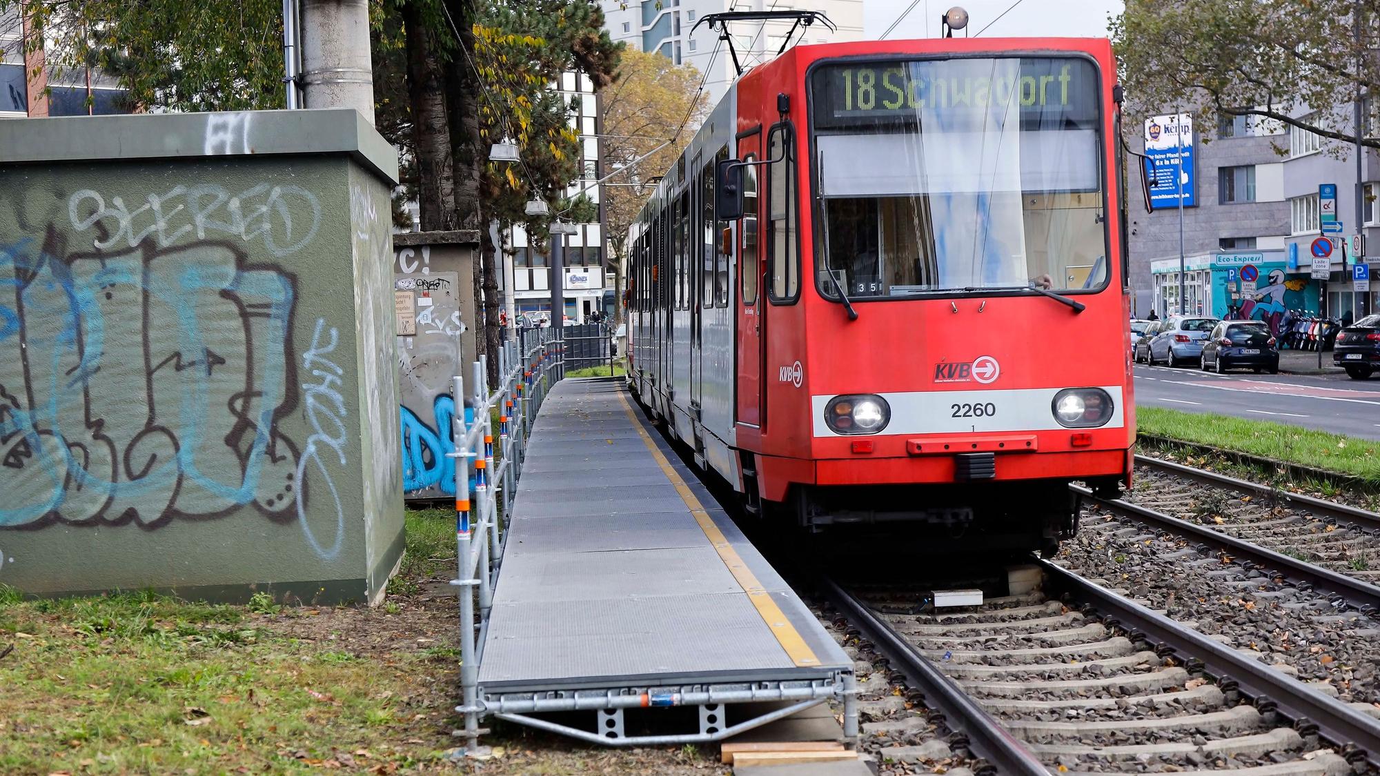 Der zusätzliche Bahnstieg am Barbarossaplatz im Jahr 2023
