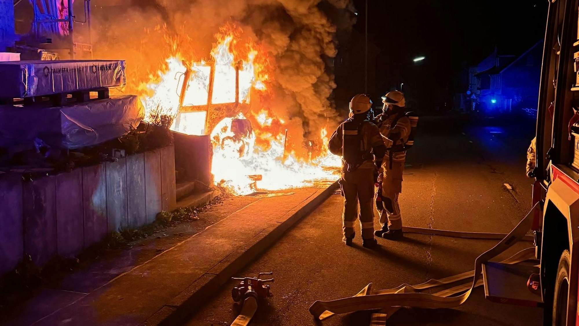 Brand eines Baggers in Bielstein.