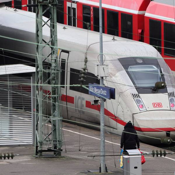 Die nun verhandelte Tat ereignete sich am Bahnhof Messe/Deutz (Symbolbild).