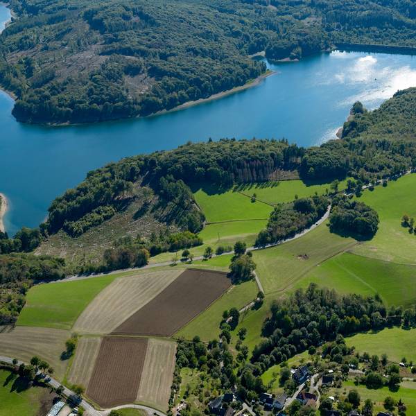 Luftbild der Wiehltalsperre