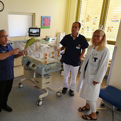 Auf der Kinderintensivstation kümmern sich die Chefärzte Wael Shabanah (l.) und Dr. Herbert Schade, hier mit Tatjana Klug, Chefärztin Frauenheilkunde und Geburtshilfe, um die kleinen Sorgenkinder.