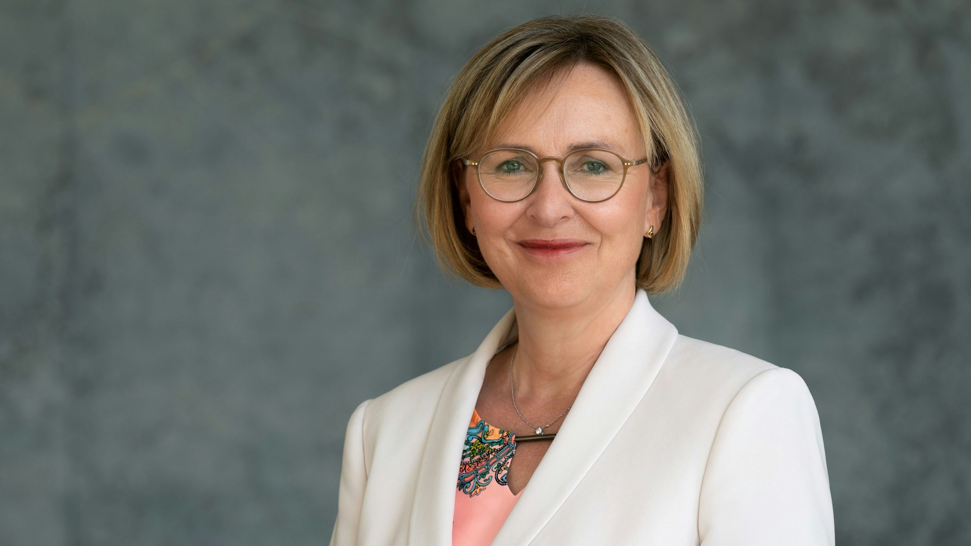 Professorin Angela Faber