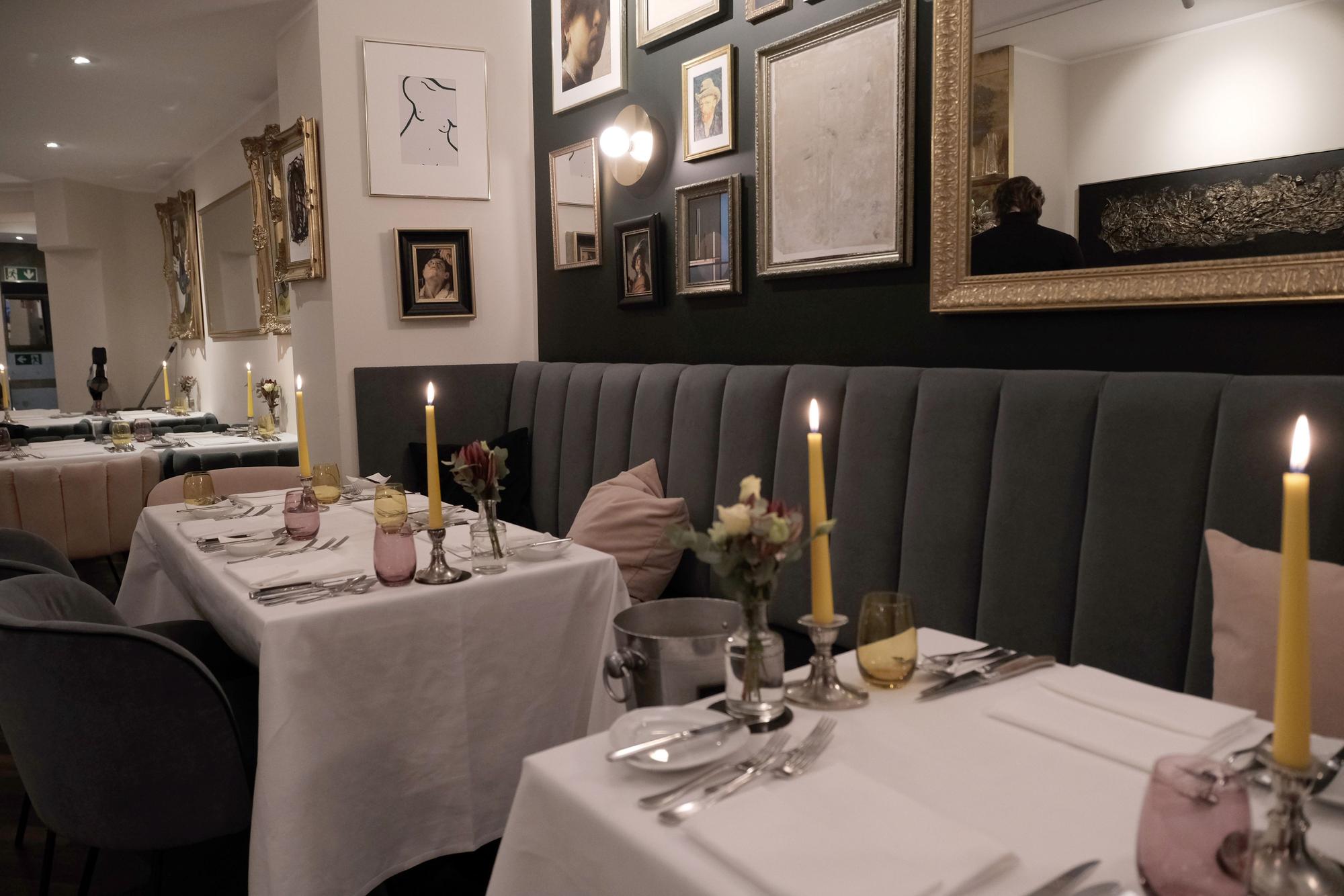 Die Tische im Sternerestaurant ‚La Societé‘ in Köln.