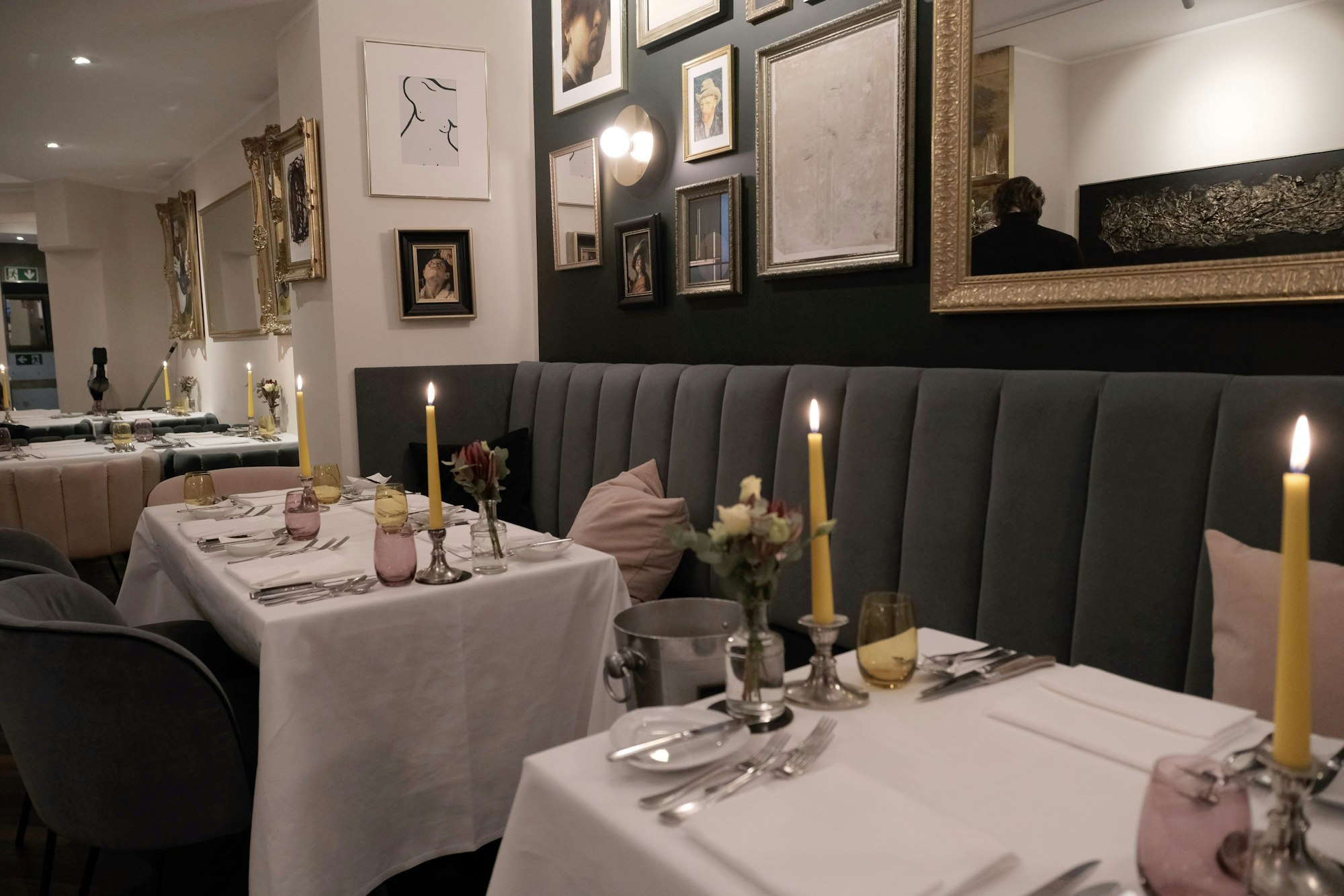 Die Tische im Sternerestaurant ‚La Societé‘ in Köln.