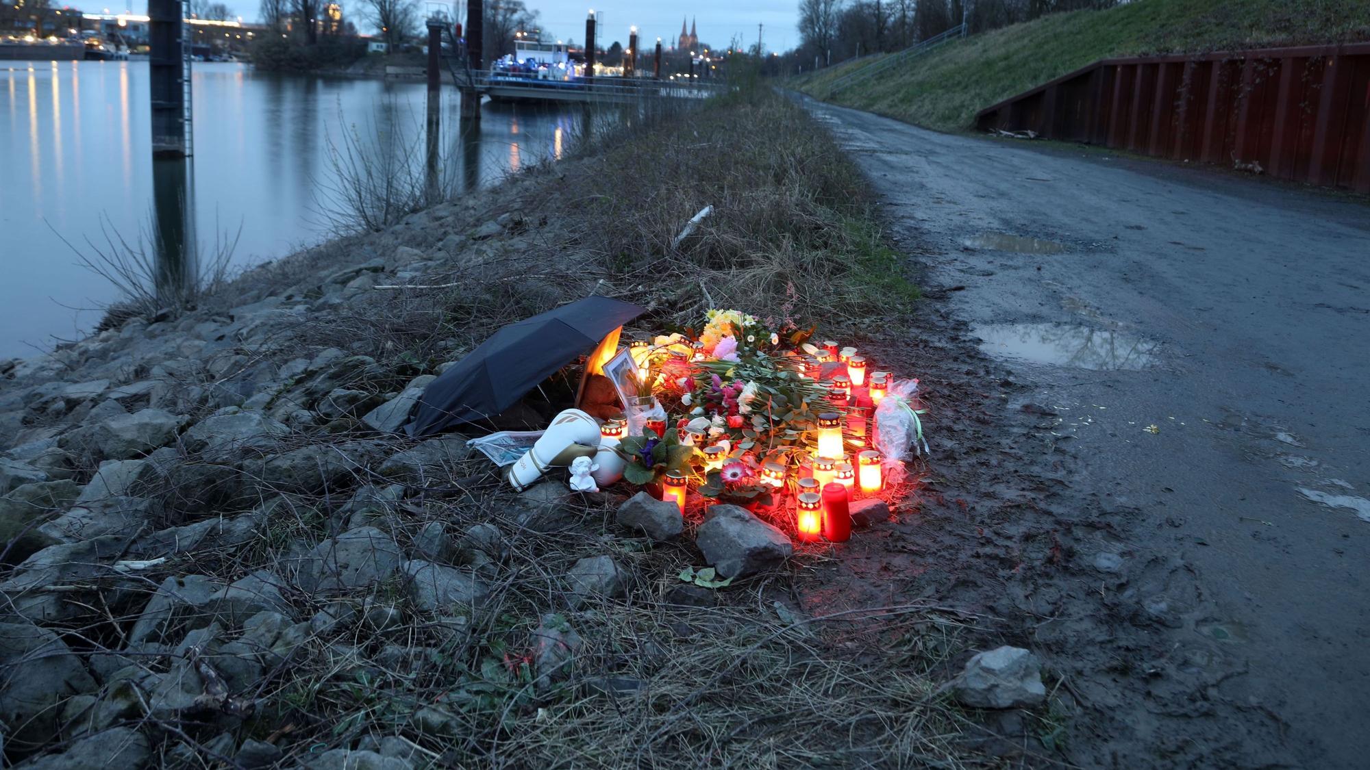 In diesem Bereich im Mülheimer Hafen wurde der 15-Jährige im März 2024 getötet.