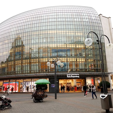 Das Gebäude von Peek & Cloppenburg Gebäude in Köln.