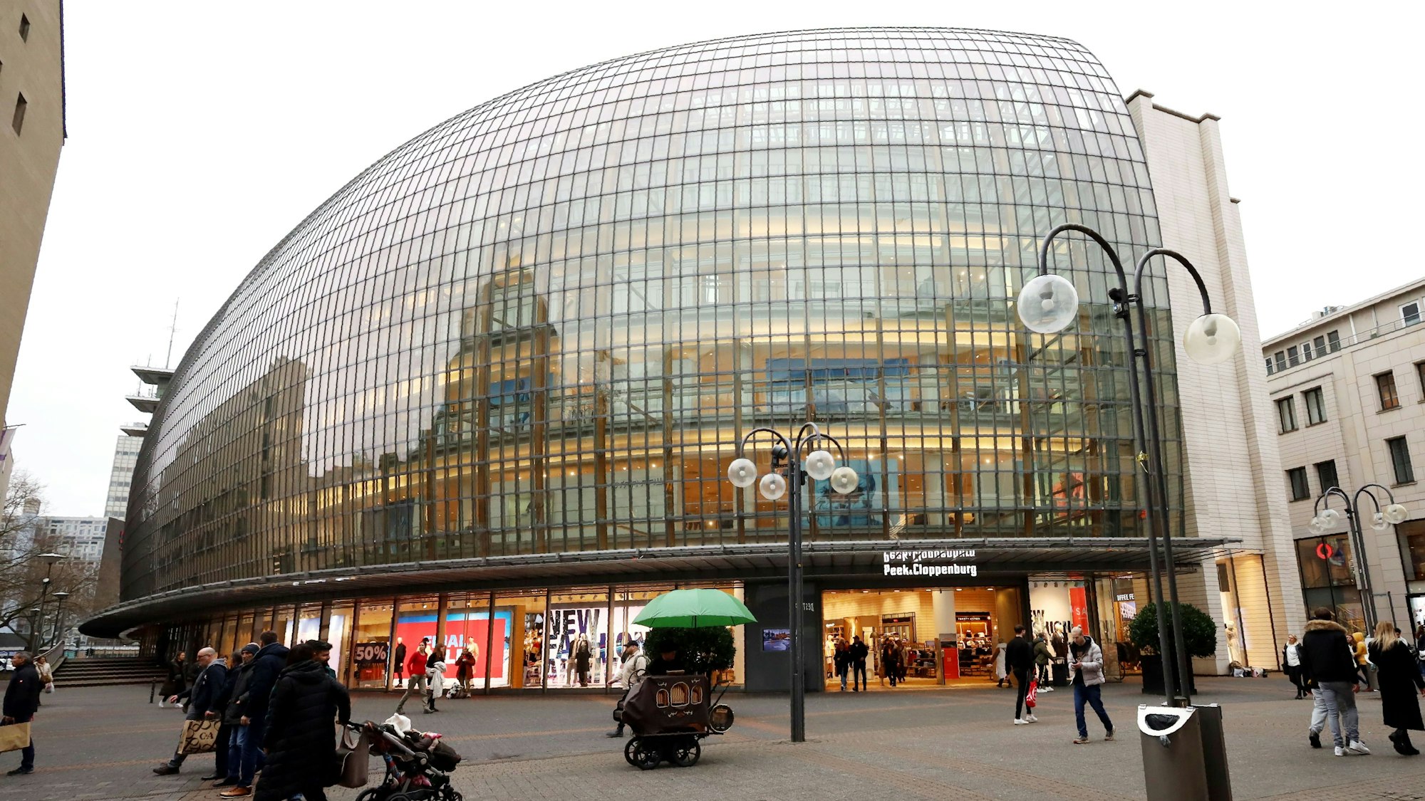 Das Gebäude von Peek & Cloppenburg Gebäude in Köln.
