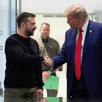 Der ukrainische Staatschef Wolodymyr Selensky erfuhr im September im Trump Tower, dass Trump das beiderseitige Verhältnis als „sehr gut“ einschätzt - aber sein Verhältnis zum russischen Präsidenten Wladimir Putin ebenfalls.