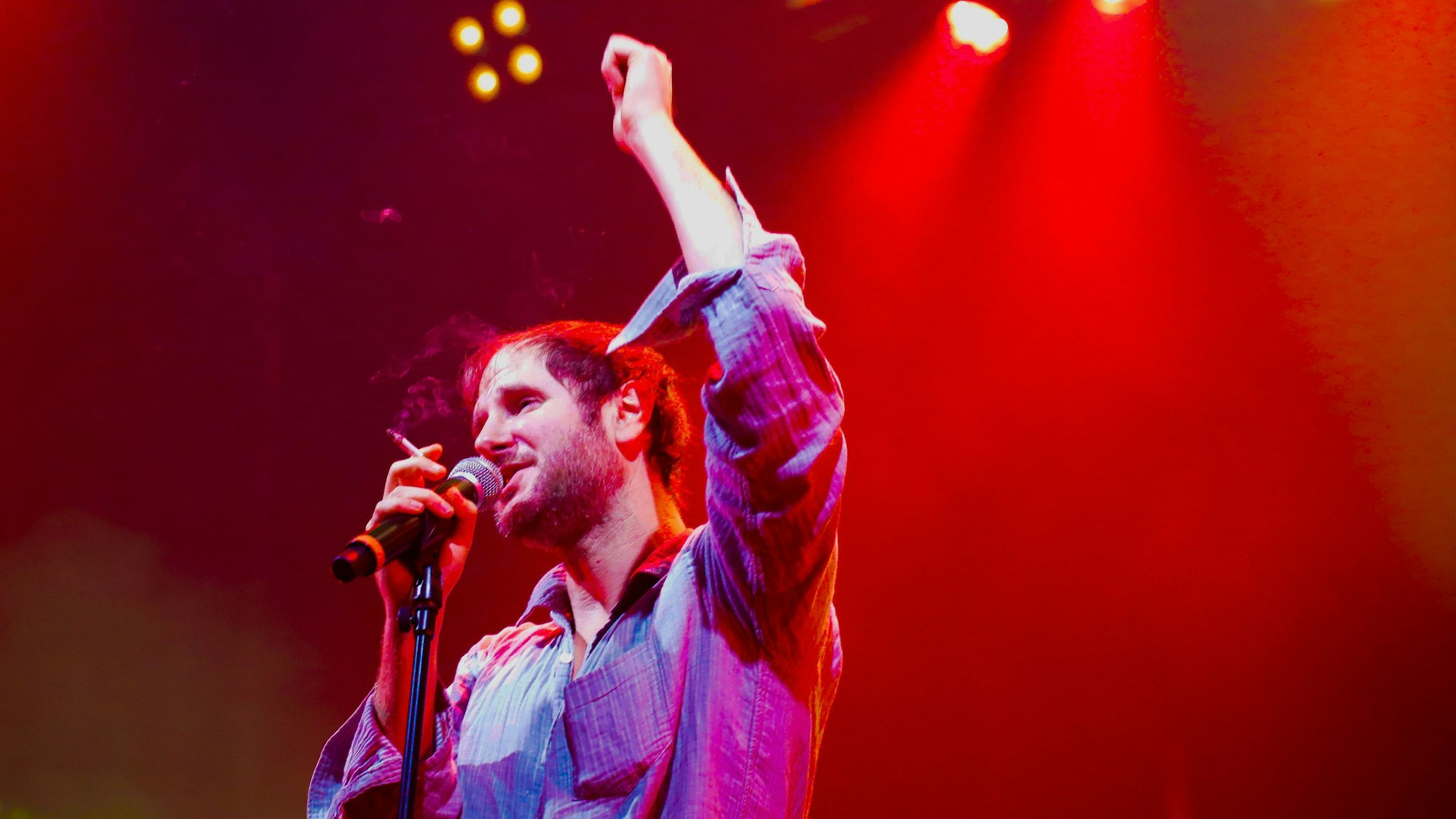 Mit Kippe, aber inzwischen ohne Schnaps: Wanda-Sänger Michael Marco Fitzthum