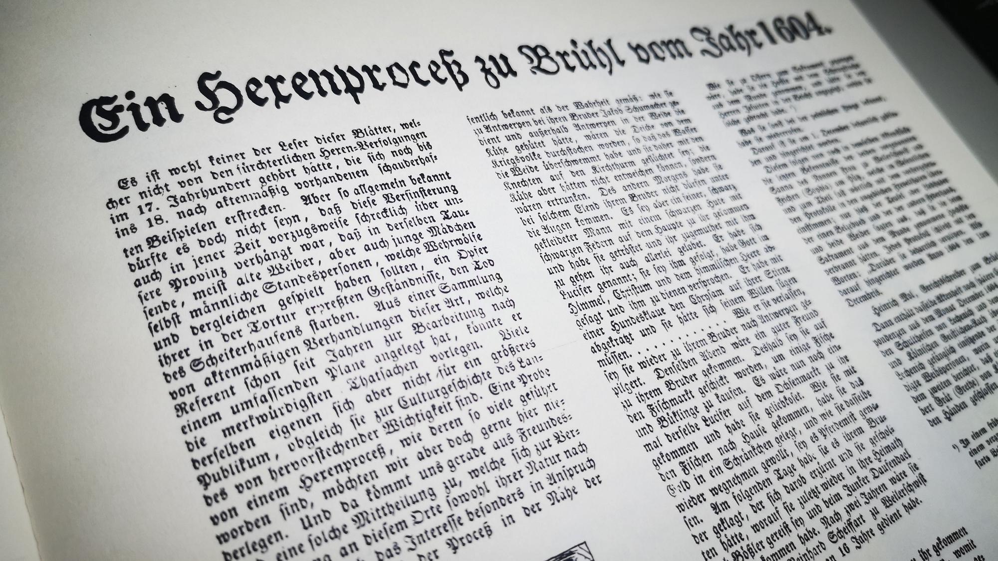 Ansicht auf die teilweise Überlieferung der Gerichtsakten über Anna Schmitz’ Hexenprozess.