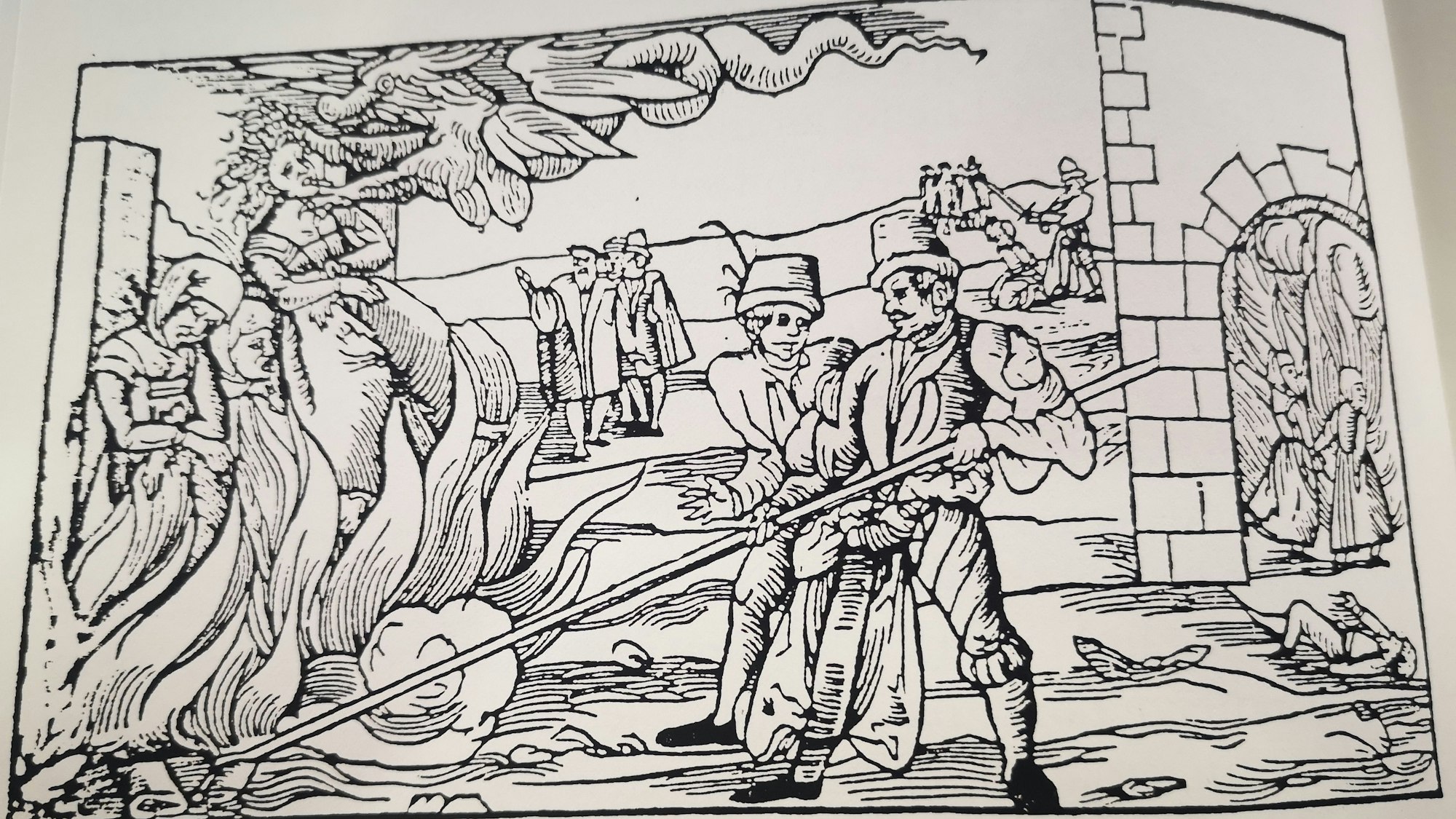 Illustration einer Frau, die als Hexe verurteilt auf dem Scheiterhaufen verbrannt wird.