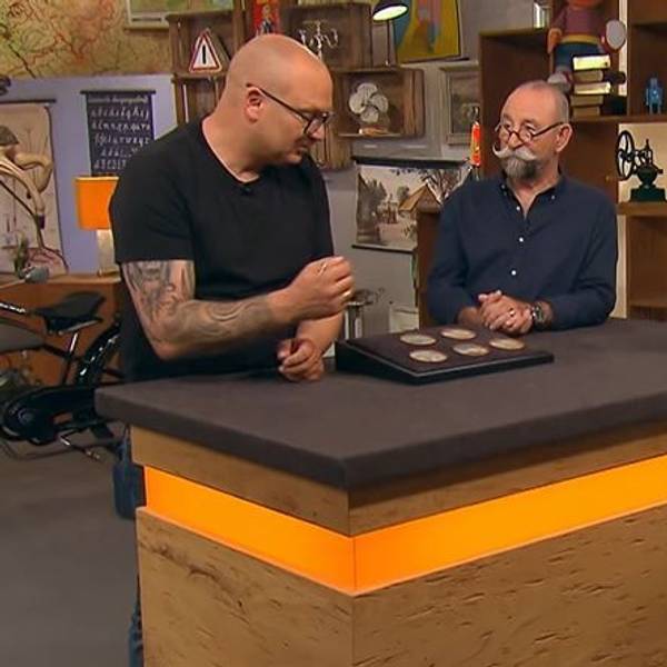 Patrick Köller und Tochter Celina mit Horst Lichter und Sven Deutschmanek bei „Bares für Rares“.