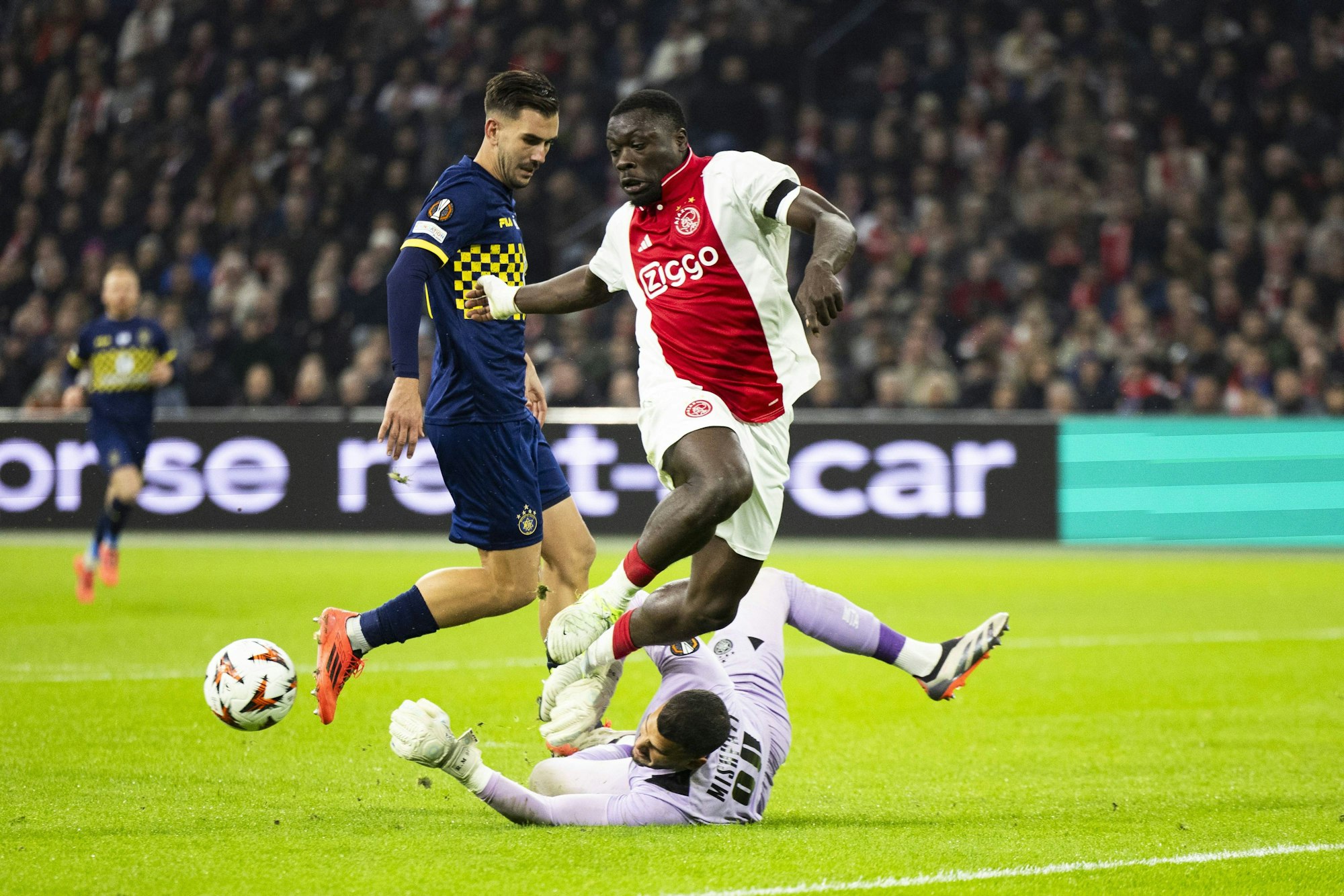 Geriet zur Nebensache: Ajax Amsterdam gewann sein Heimspiel gegen Maccabi Tel Avid mit 5:0.