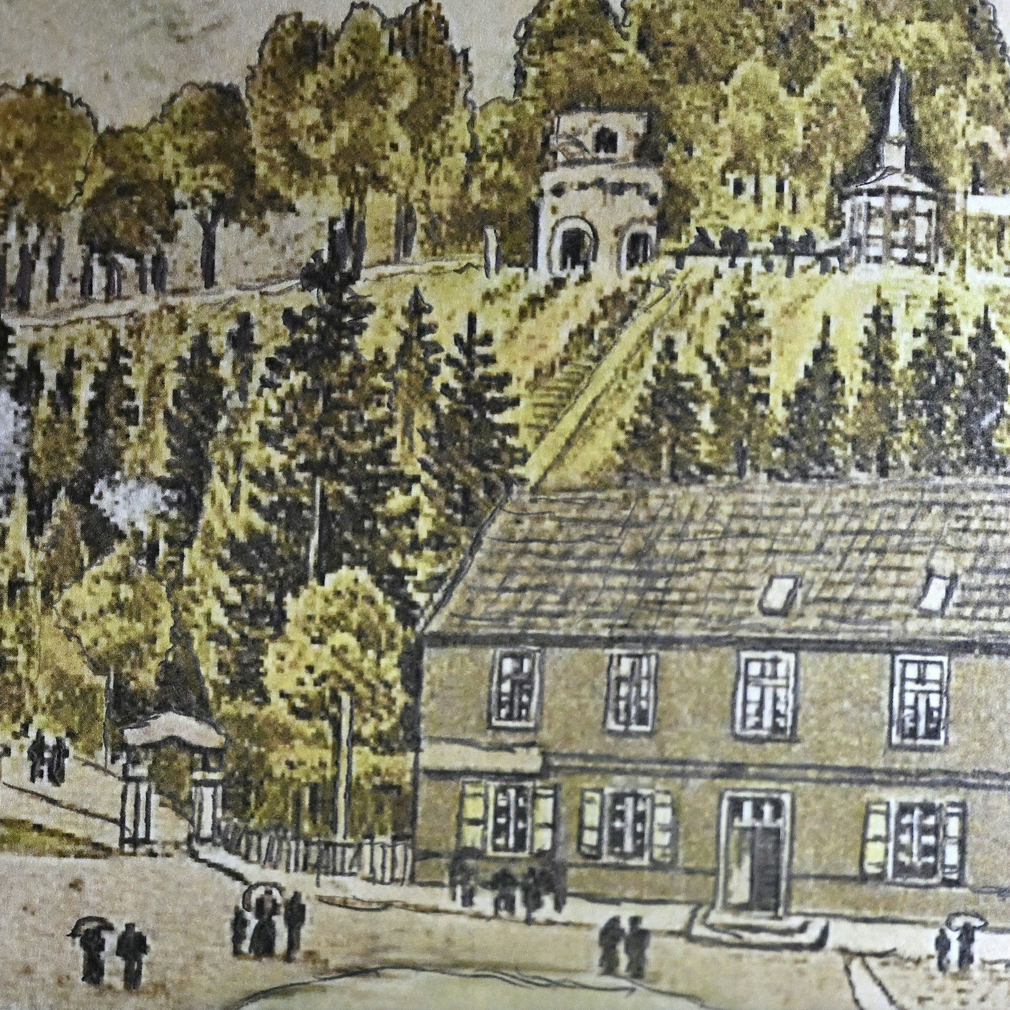 Eine alte Lithografie zeigt ein Fachwerkhaus, dahinter ein Park am Hang mit Pavillons.