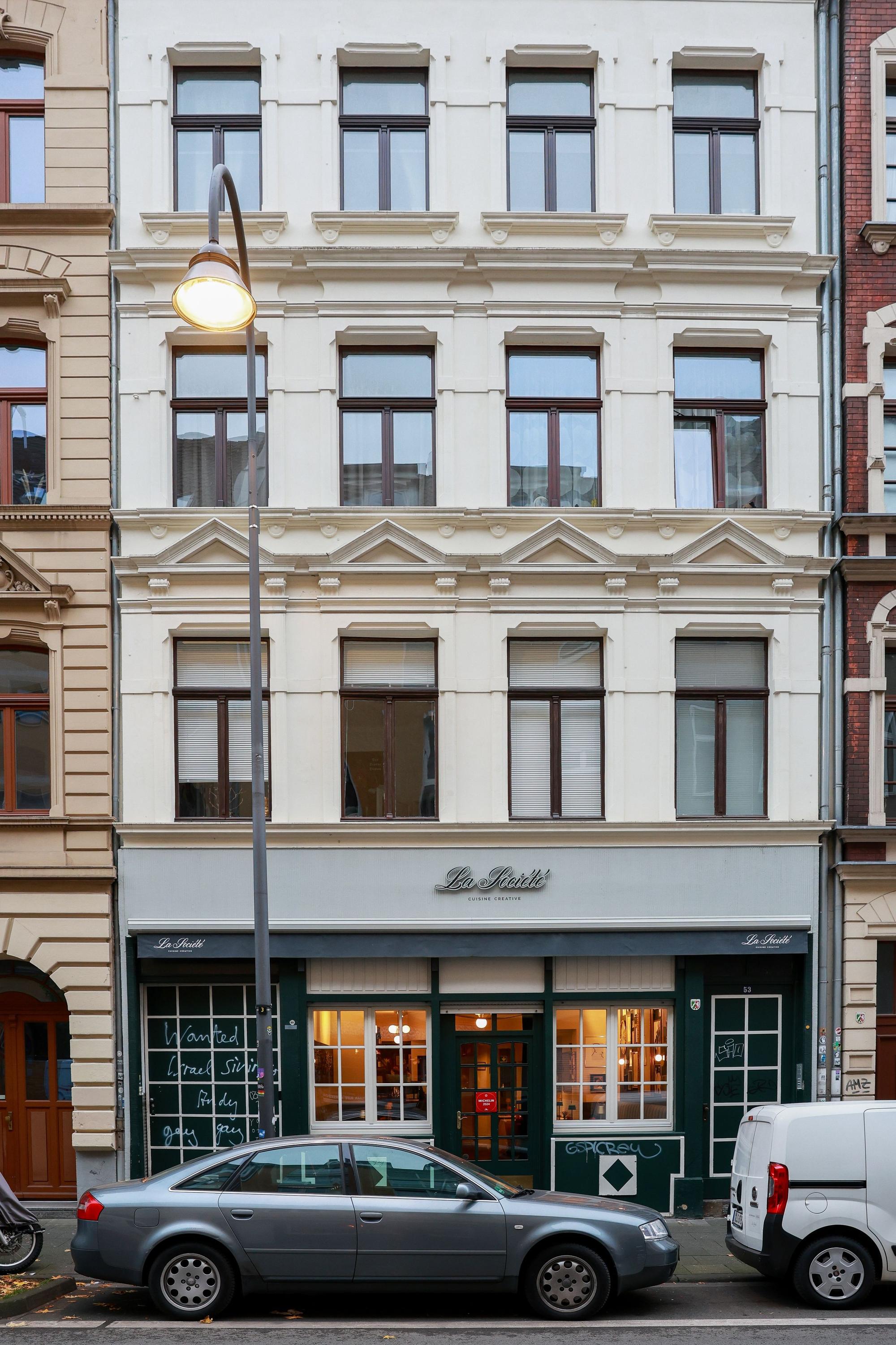07.11.2024, Köln: Das Restaurant "La Société" für die Serie "Henns Geschmackssache".
copyright Michael Bause