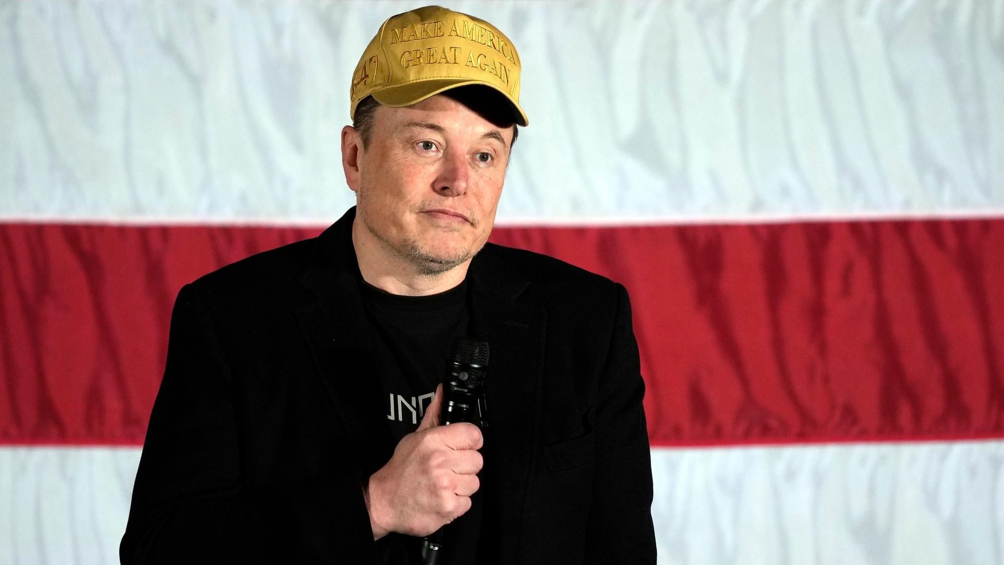 Elon Musk bei Wahlkampfveranstaltung zur Unterstützung von Donald Trump. (Archivbild)