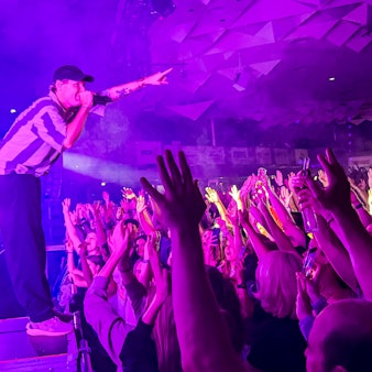 Querbeat auf der Bühne im Forum