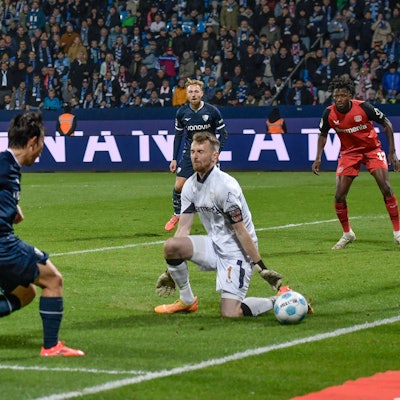 Bochums Koji Miyoshi erzielt das Tor zum 1:1