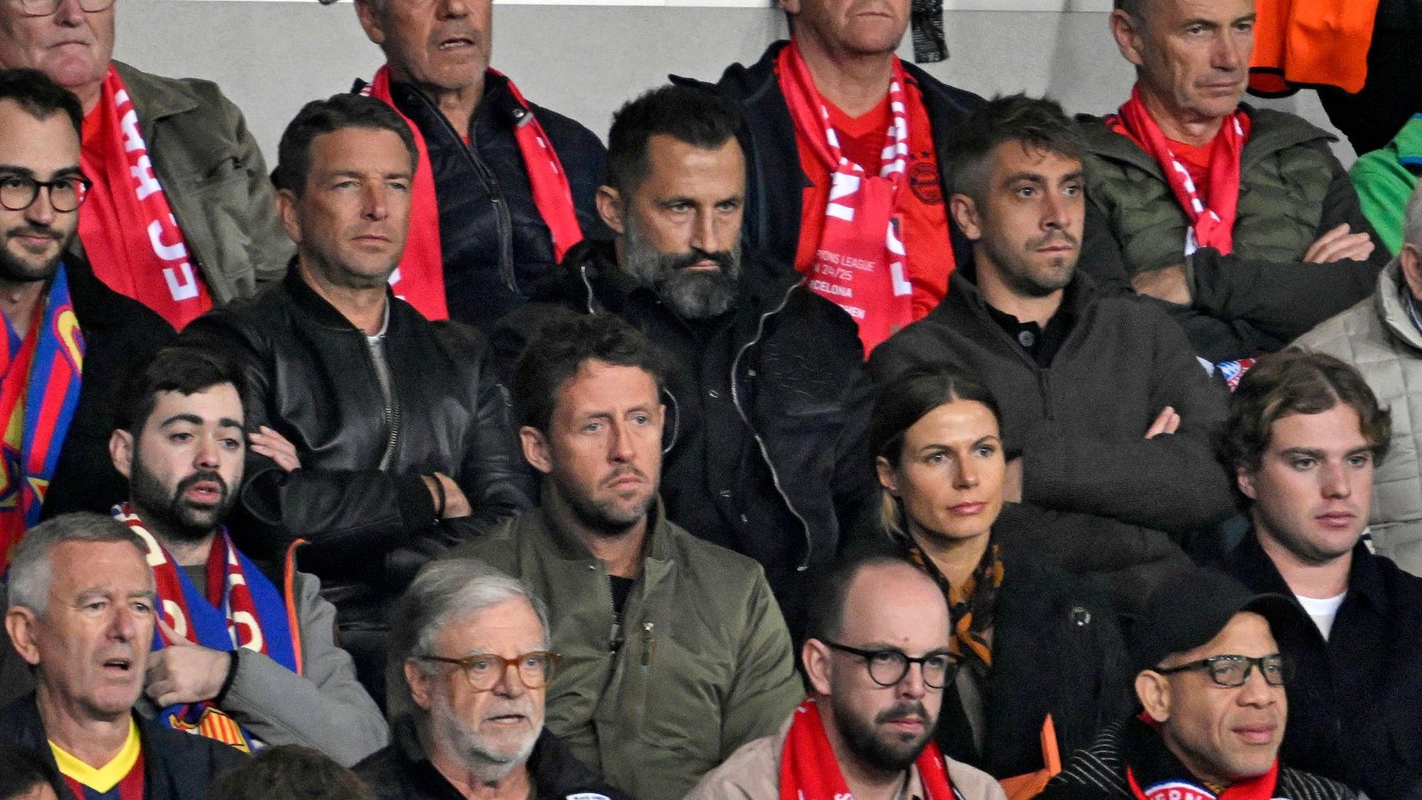 Sitzt beim FC Bayern nur noch unter den Zuschauern und muss sich Vorwürfe wegen Nationalspieler Florian Wirtz gefallen lassen: Ex-Sportvorstand Brazzo Hasan Salihamidzic.