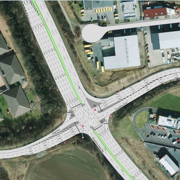 Eine Aufnahme der Kreuzung am Autobahnende in Hennef von oben mit den skizzierten, geplanten Fahrspuren.