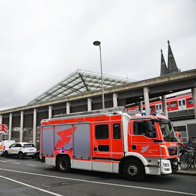 Am Dienstagnachmittag (12. November) ist die Kölner Polizei zum Hauptbahnhof ausgerückt.