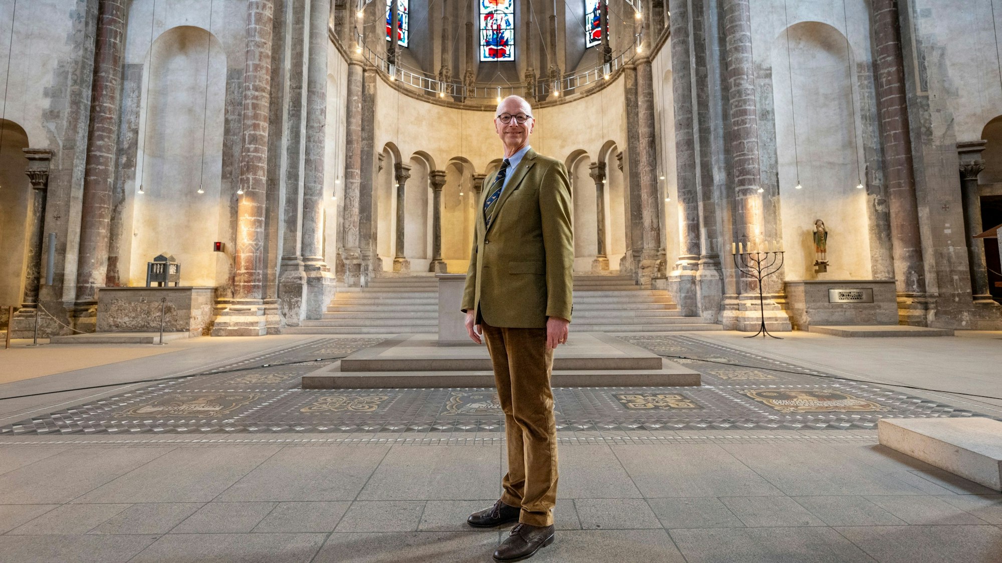 12.11.2024, Köln: Dr. Helmut Loggen. Die Kirche Groß St. Martin soll saniert werden. Foto: Uwe Weiser